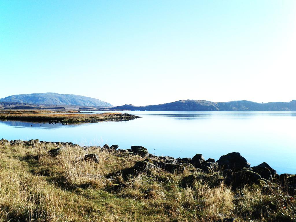 Thingvellir Lake Cottage Veithilundur Rum bild